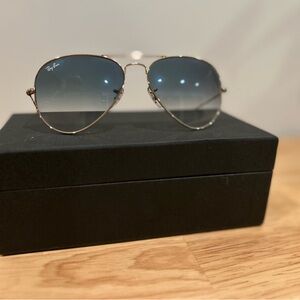 Women’s Ray-Ban Aviator Sunglasses with Blue Lenses